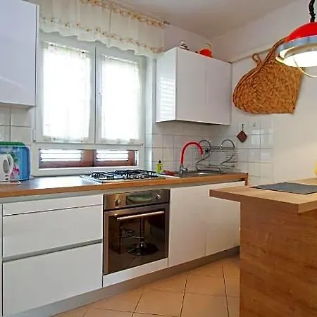 1557 Hotel