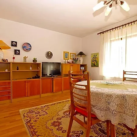 Hotel 1557 Banjole